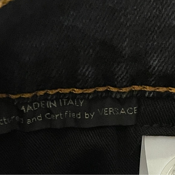VERSACE Jeans - Picture 12 of 16